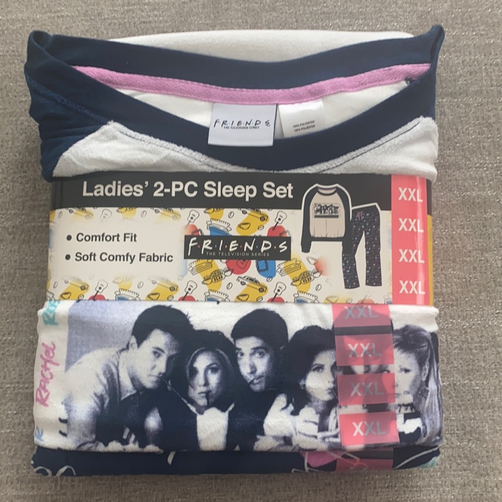 FRIENDS TV Series -2 piece pajama set. Size XXL. NWT.